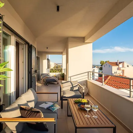 Nova Villa *